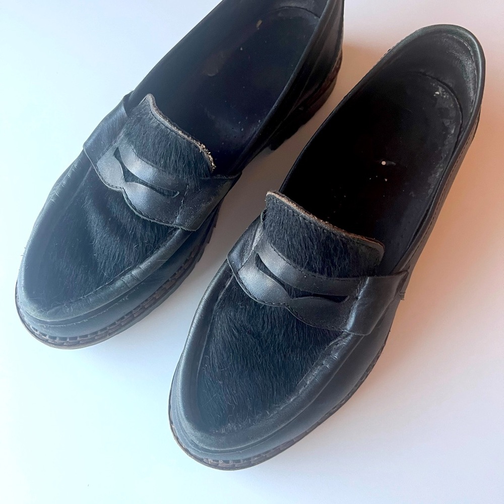 Gravity Pope Loafers